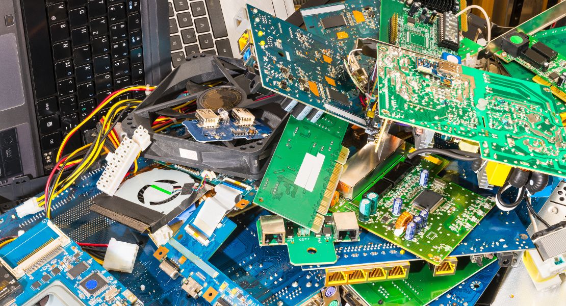 راهنمای جامع خردکن PCB: به حداکثر رساندن کارایی در بازیافت زباله های الکترونیکی